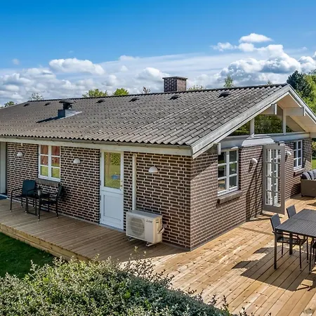 Prázdninový dům Melle - 350m From The Sea By Interhome Dronningmølle